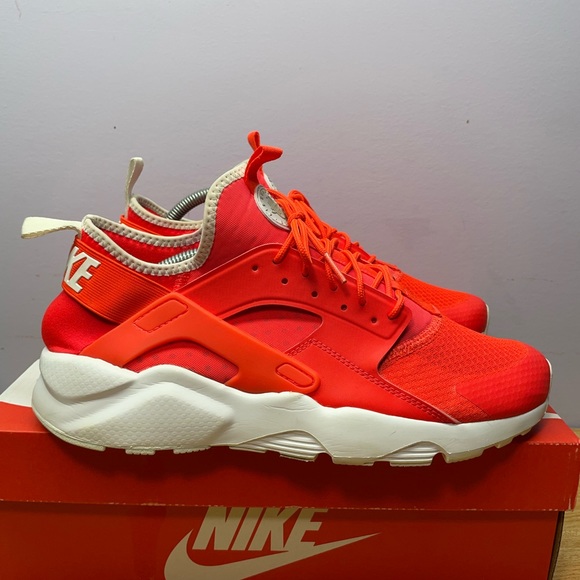 Nike Air Huarache Run Ultra”Bright Crimson” - Picture 3 of 6